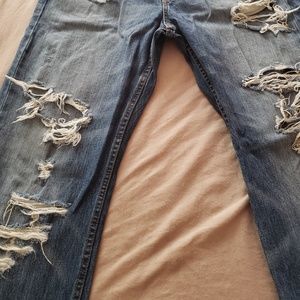 Levi's Natural Distressed 34X32